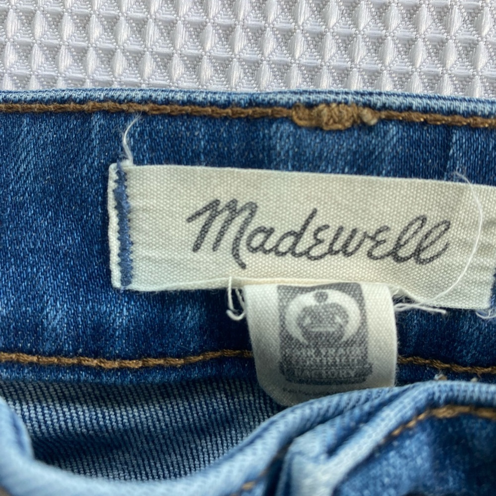Madewell Women's Skinny Jeans in Deep Blue - Picture 4 of 5